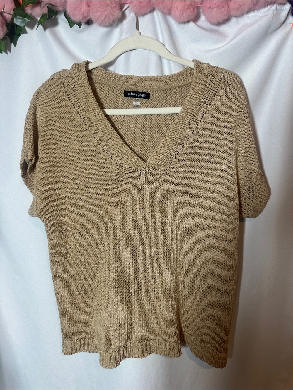 Cable & Gauge V-Neck Short Sleeve Sweater in Tan